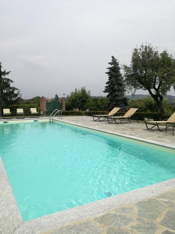 Agriturismo Bottega Di Rosanna Castagnole delle Lanze Kültér fotó